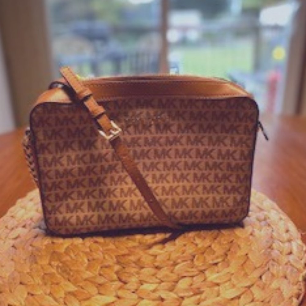 Michael Kors Jet Set Large Crossbody